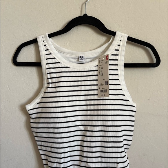 Uniqlo Black and White Fitted Sleeveless Tank Top - Picture 1 of 2